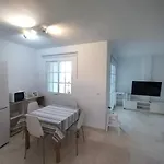 Mediterranean Near The With Seaview, Pool & Balcony Apartamento