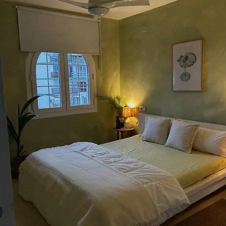 Apartment Mediterranean Near The With Seaview, Pool & Balcony *